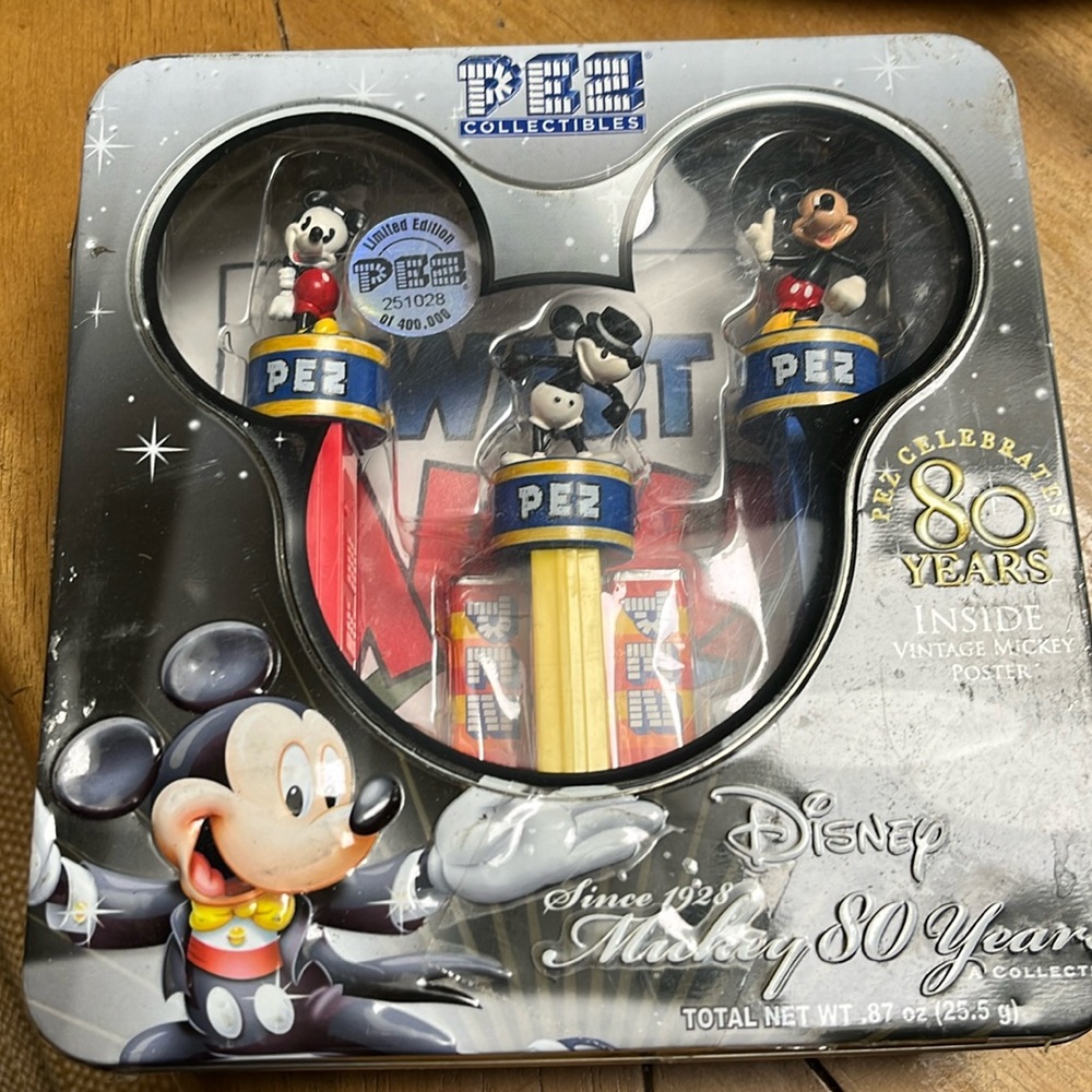 PEZ collectibles Vintage Mickey Mouse set